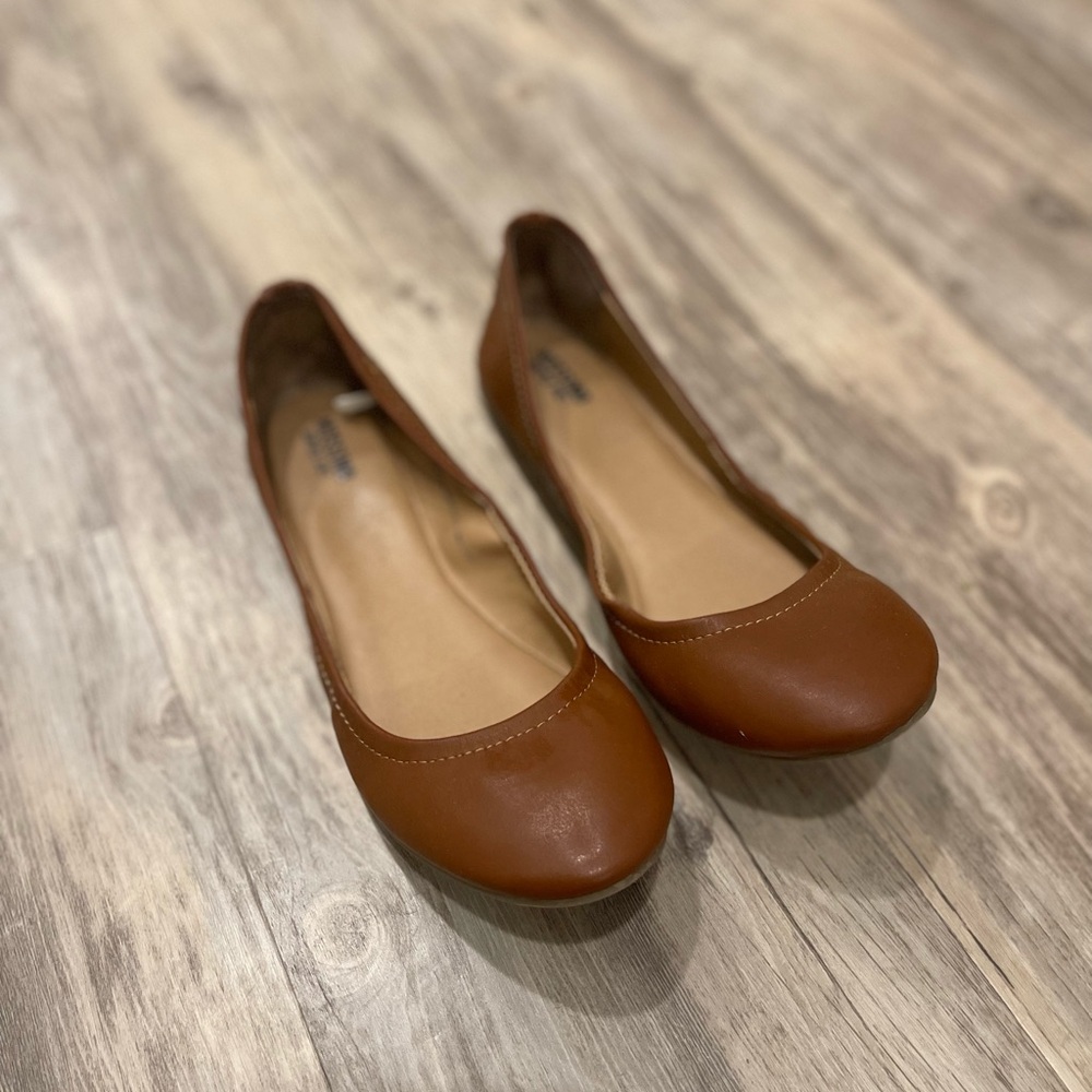 Mossimo Supply Co Brown Leather Flats